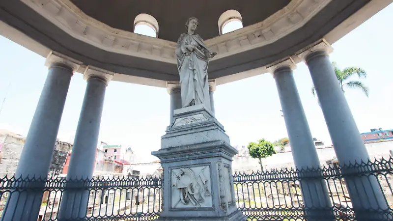 Panteón 5 de Febrero